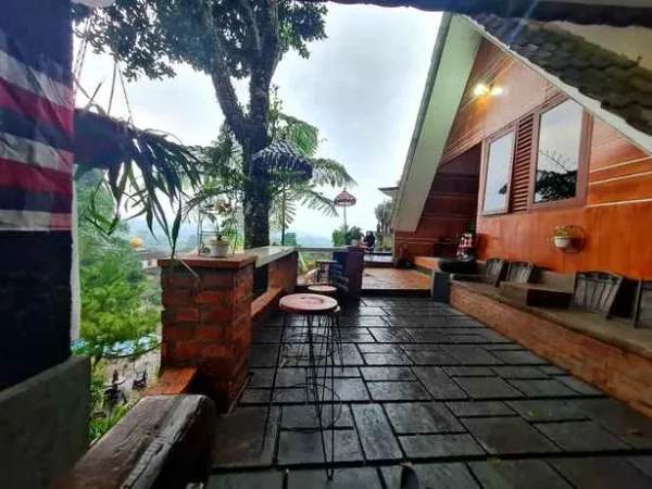 Caraka Homestay Private Pool (2)