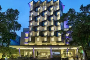 Holiday Inn Express Jakarta Wahid Hasyim - Hotel murah di pusat kota Jakarta