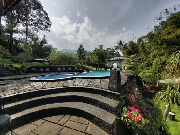 Villa Sahabat Olahkarsa (Puncak, Bogor) - Gambar 3