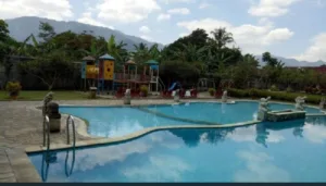 Puncak Raya Hotel