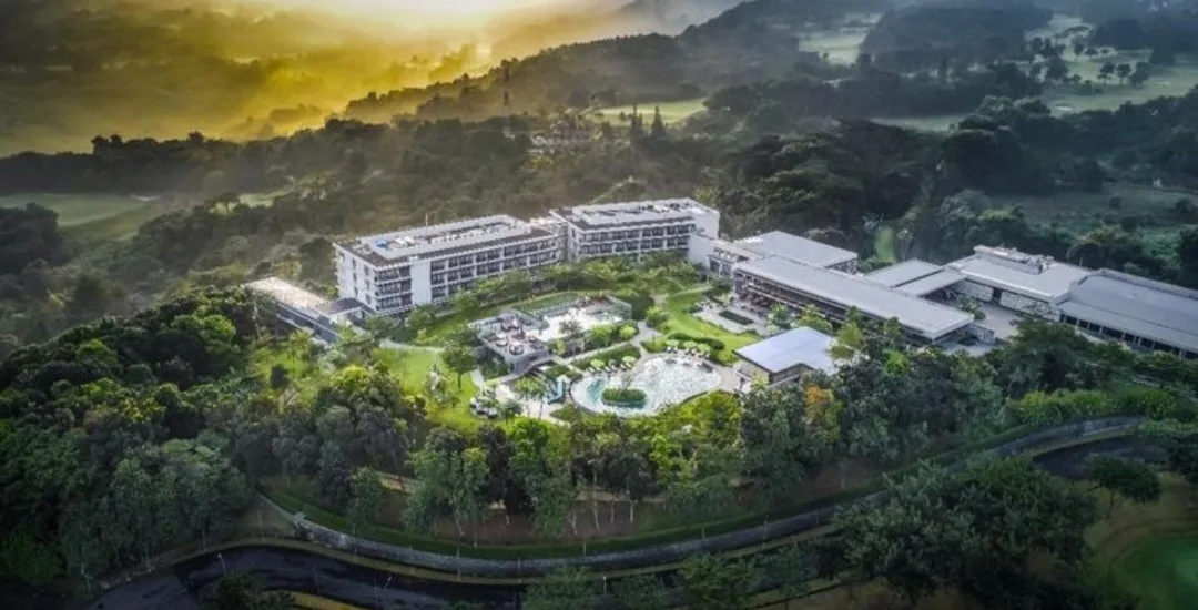 Royal Tulip Gunung Geulis Resort & Golf